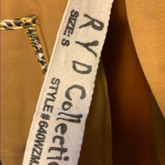 RYD Collection hoodie NWT R82 - Picture 3 of 8